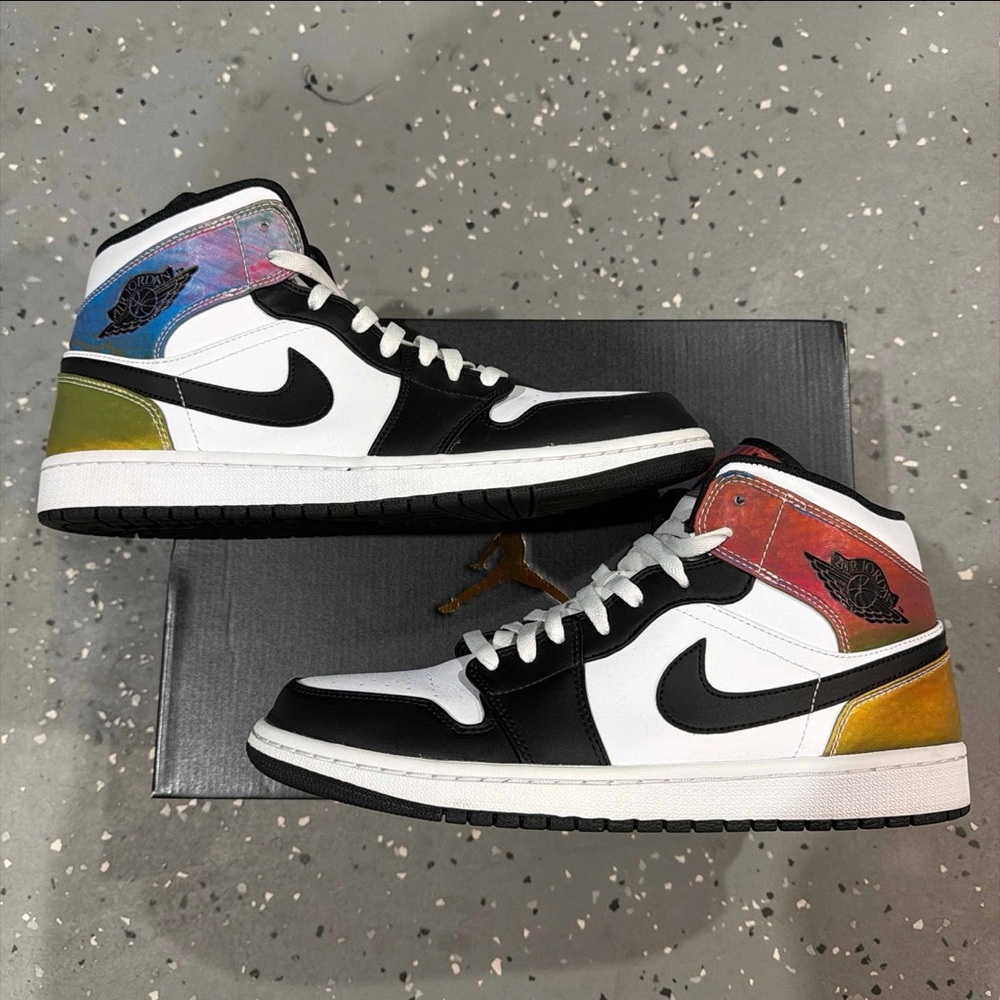 Air Jordan 1 Mid SE ‘Heat Reactive - Color Change’